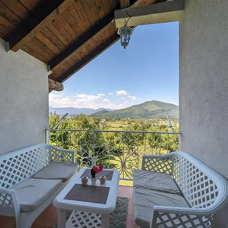 Holiday Dmd Holiday home *